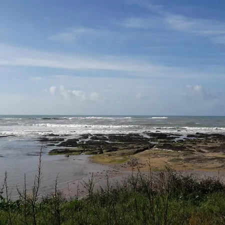 Le Temps D'une Pause Bed & Breakfast